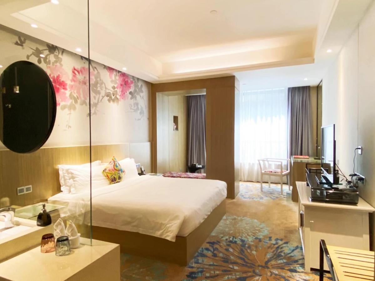 Paco Hotel Tаojin Metro Guangzhou - Free Shuttle Bus For Centen Fair Екстер'єр фото