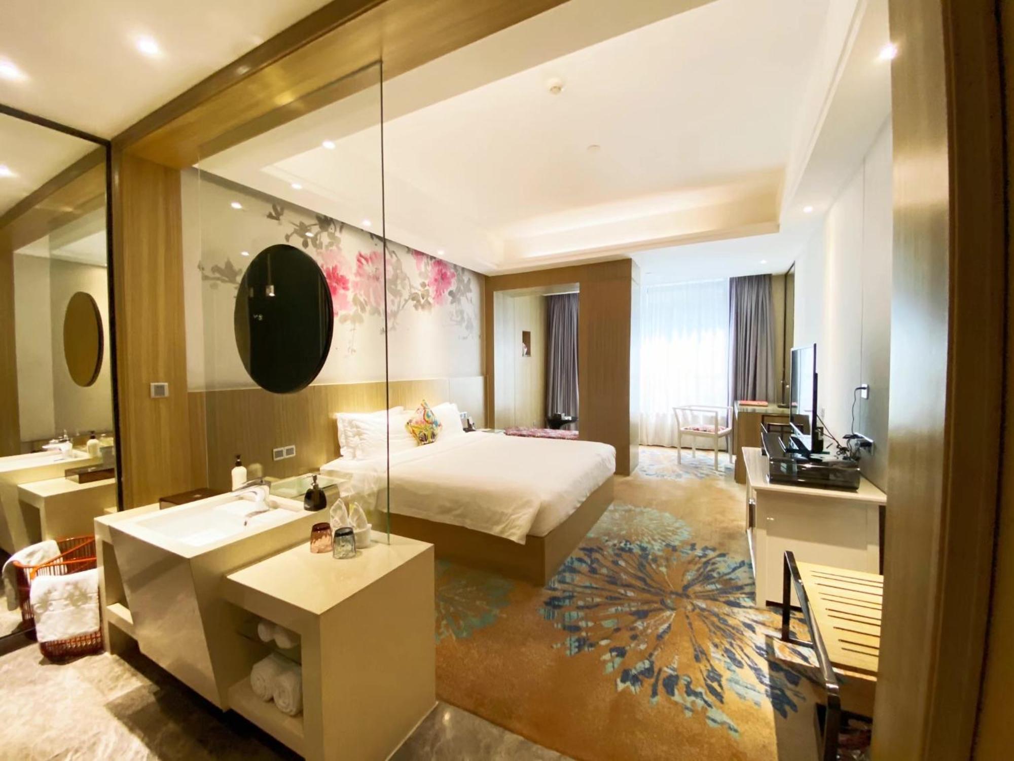 Paco Hotel Tаojin Metro Guangzhou - Free Shuttle Bus For Centen Fair Екстер'єр фото
