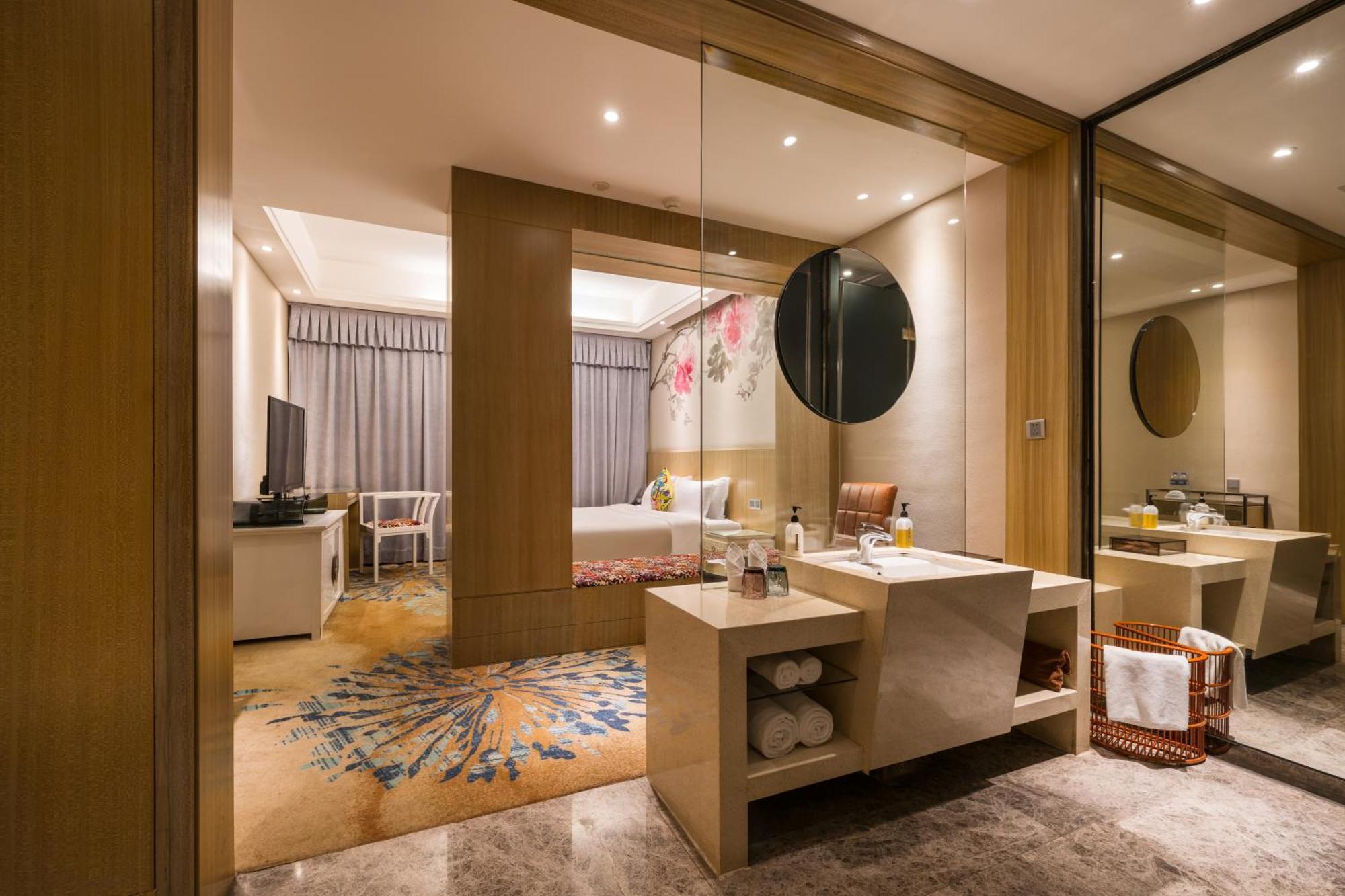 Paco Hotel Tаojin Metro Guangzhou - Free Shuttle Bus For Centen Fair Екстер'єр фото