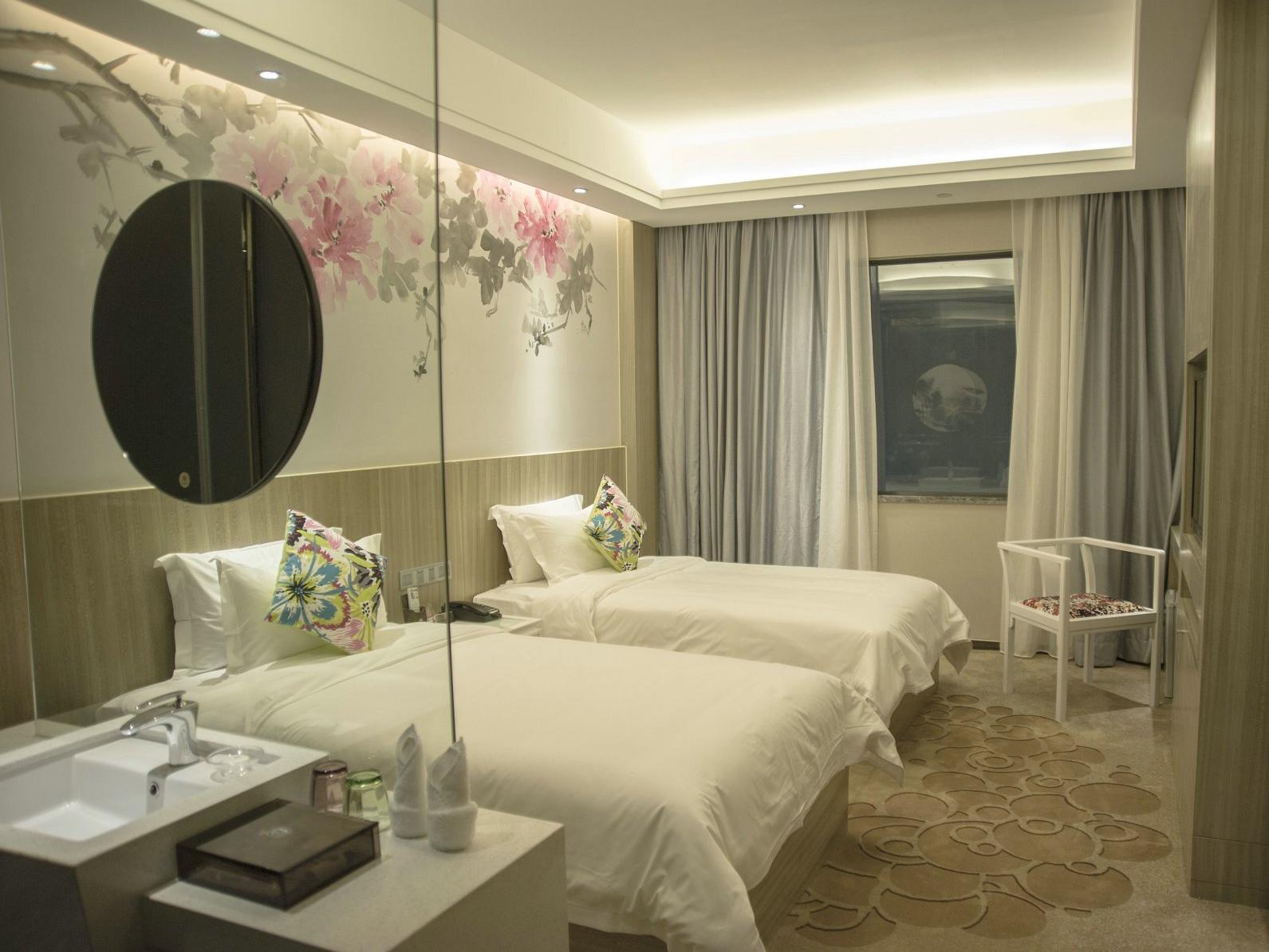 Paco Hotel Tаojin Metro Guangzhou - Free Shuttle Bus For Centen Fair Екстер'єр фото