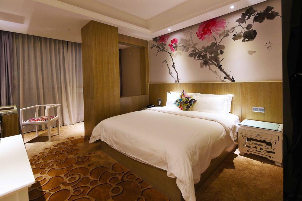 Paco Hotel Tаojin Metro Guangzhou - Free Shuttle Bus For Centen Fair Екстер'єр фото