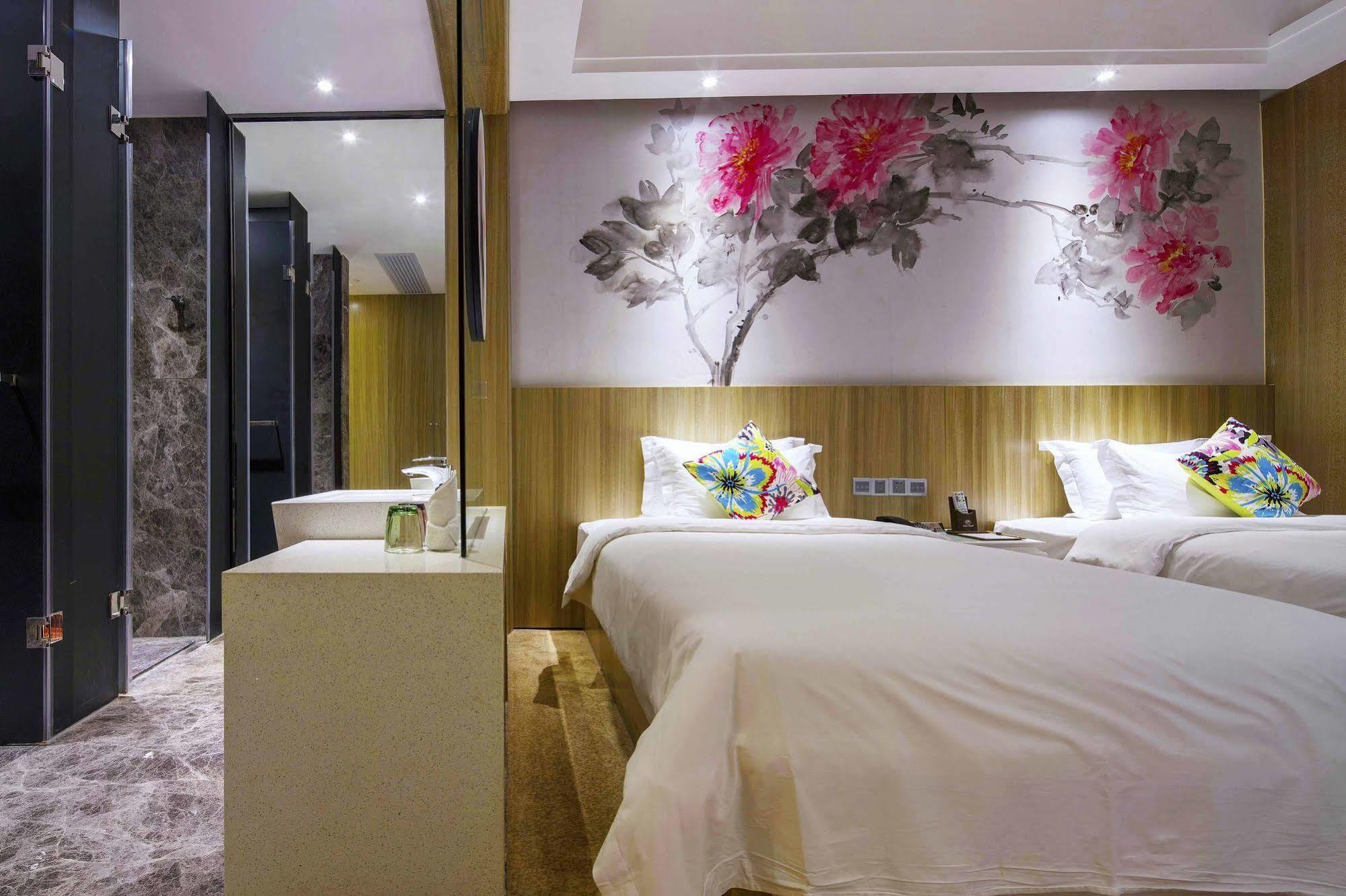 Paco Hotel Tаojin Metro Guangzhou - Free Shuttle Bus For Centen Fair Екстер'єр фото